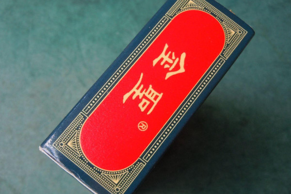 金圣花靠谱吗(金圣青花价格表和图片)