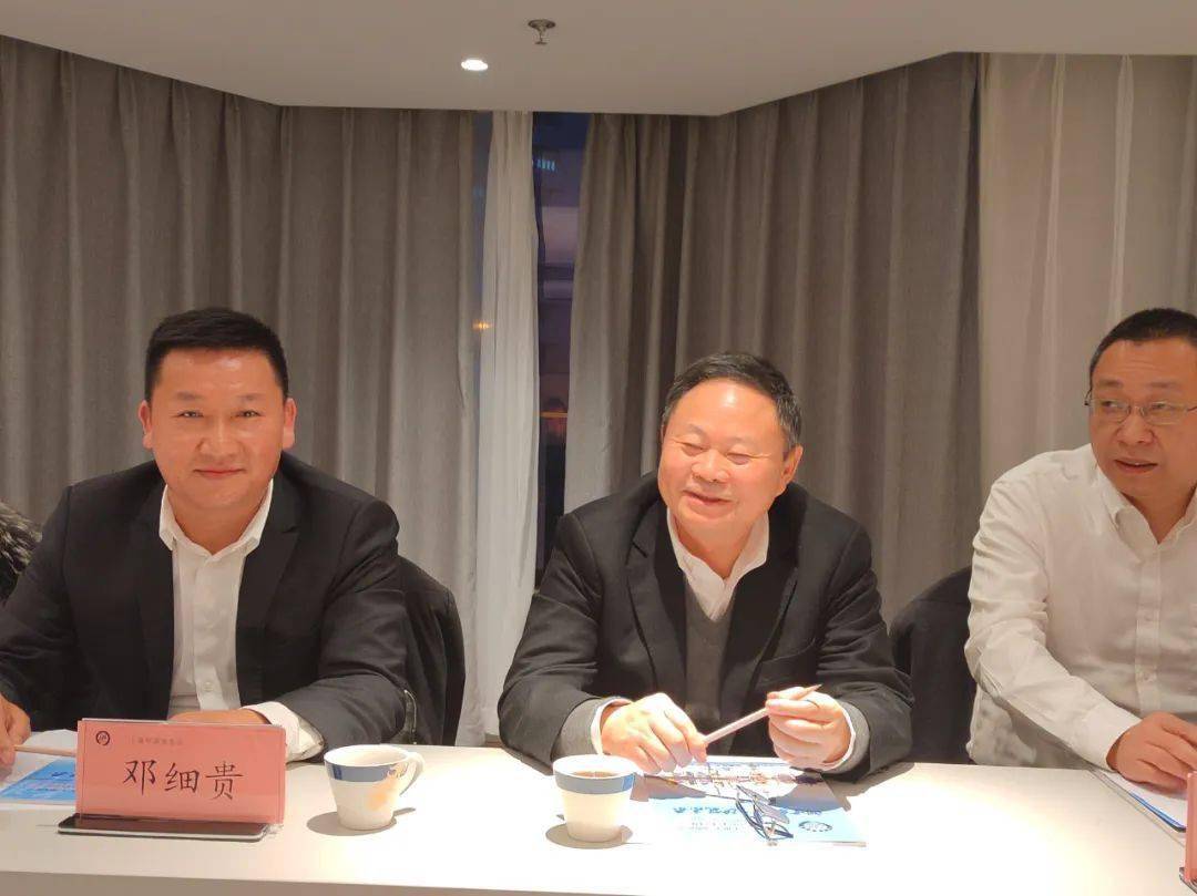 飞鑫琼宝怎么还款(飞鑫琼宝怎么还款不了)